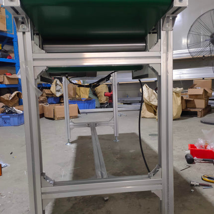 Adjustable speed control conveyor 400x1000mm green PVC belt